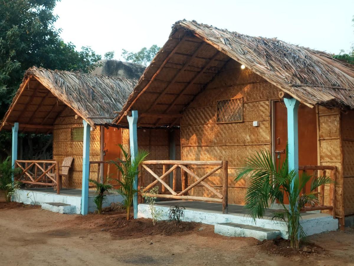 Hampi nature Cottage Esterno foto